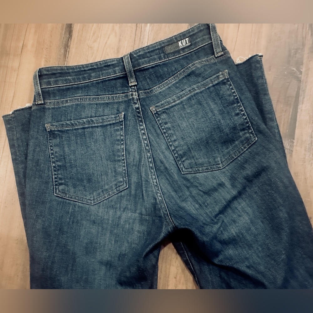 Kut from the Kloth• Cigarette Slim•REESE FAB AB• Straight Leg• Raw Hem• Size 0 - Picture 3 of 14